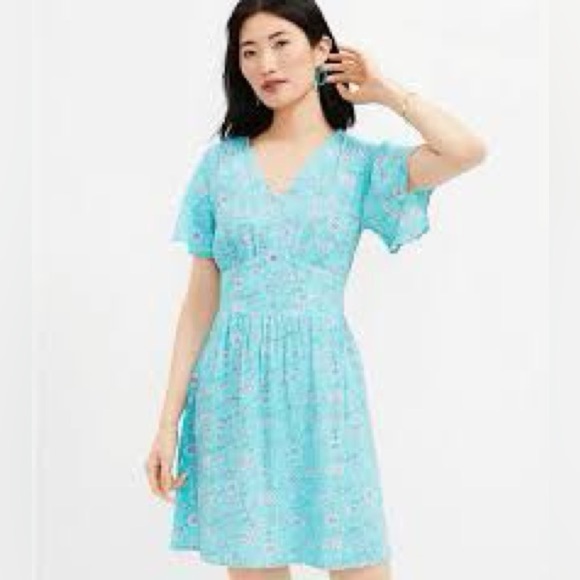 Loft Turquoise Floral V-Neck,flutter sleeve,pockets,airy&flowy, COMFY-size 6 - Picture 1 of 11